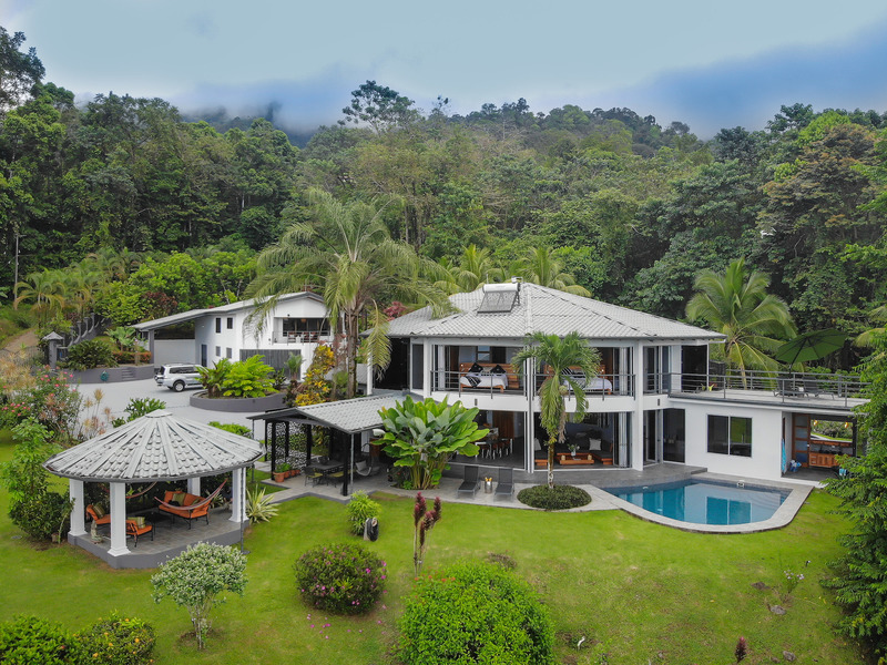 5 bed Single Family Homes For Sale in Ojochal, Puntarenas - 1